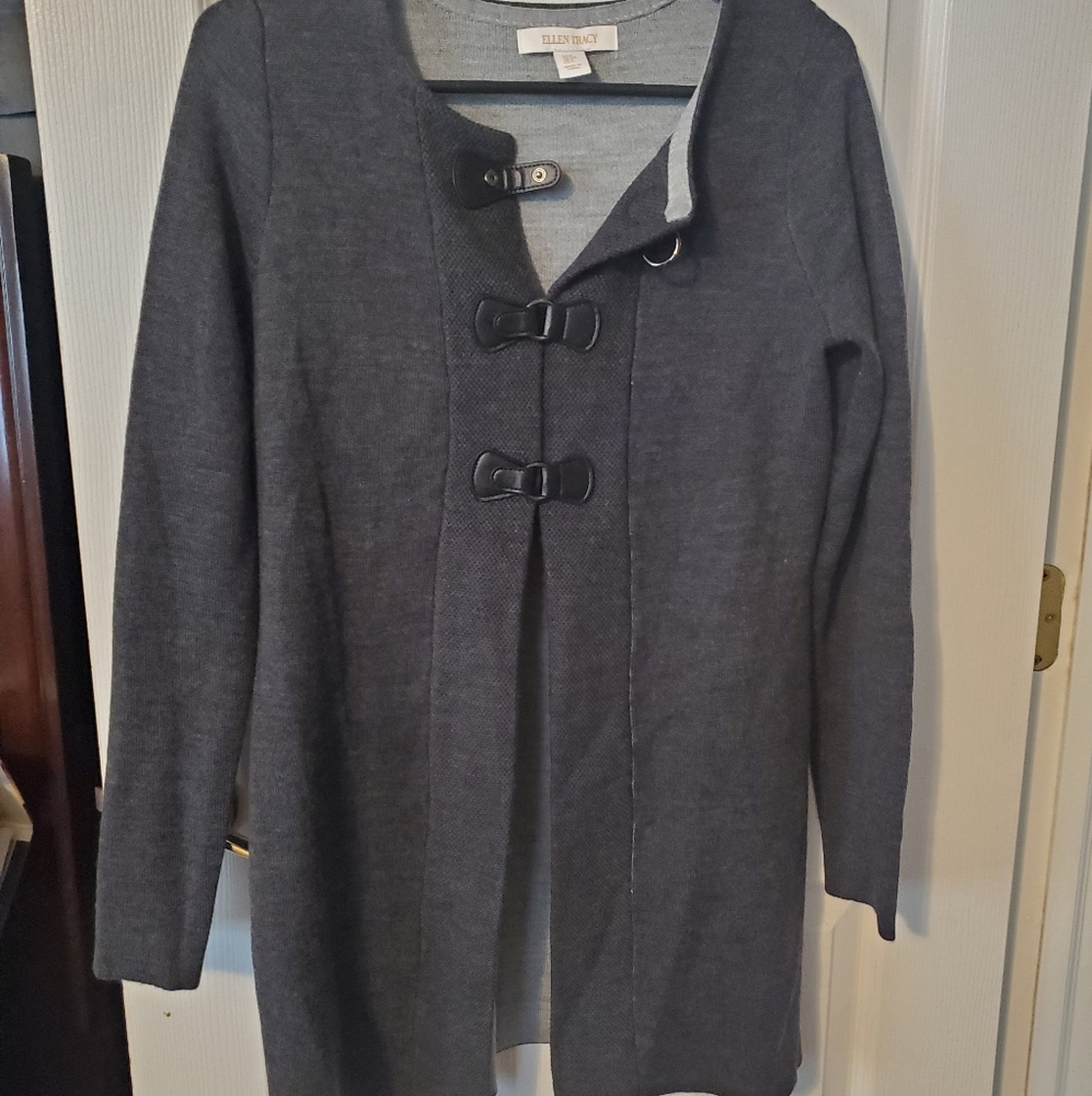 Ellen Tracy fall topper